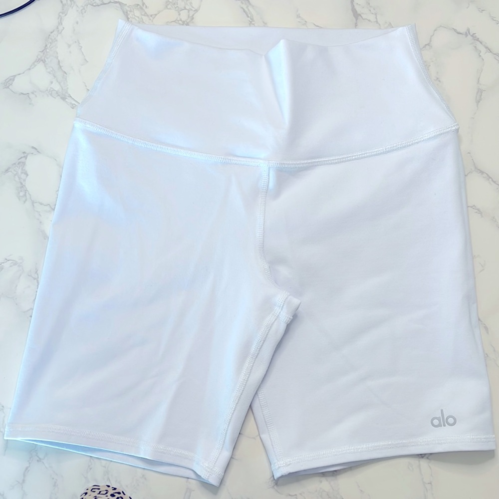 Alo White Biker Shorts